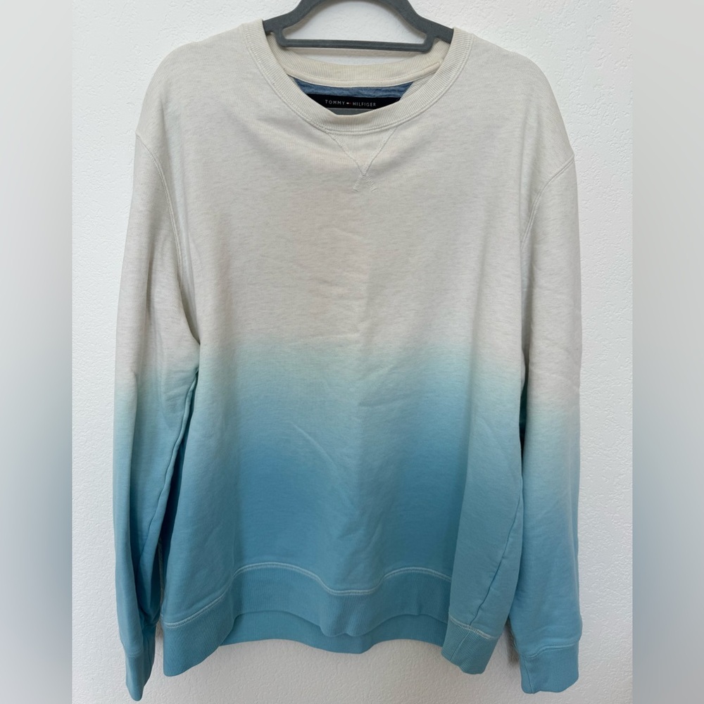 Tommy Hilfiger Men’s White and Blue Crewneck Sweater